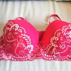 Elegant Pink Lace Bra